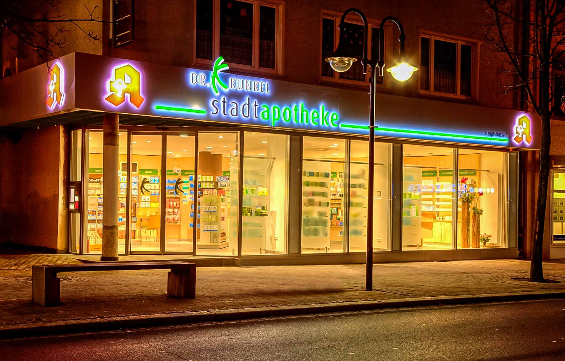 Sirius Werbetechnik Singen Apotheken Dr. Kunkel Apotheke Neustadt