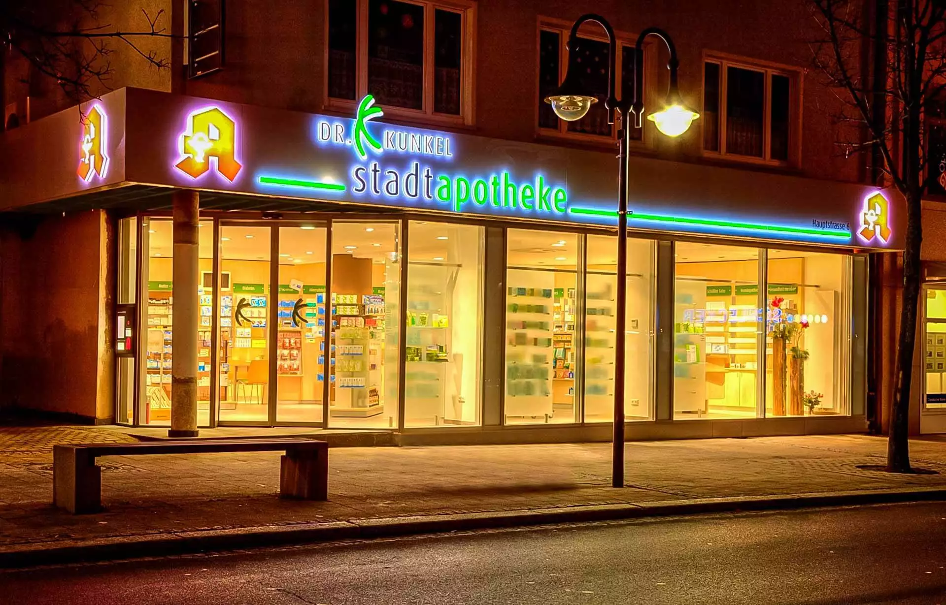Sirius Werbetechnik Singen Apotheken Dr. Kunkel Apotheke Neustadt Sirius Werbetechnik Singen Apotheken Dr. Kunkel Apotheke Neustadt