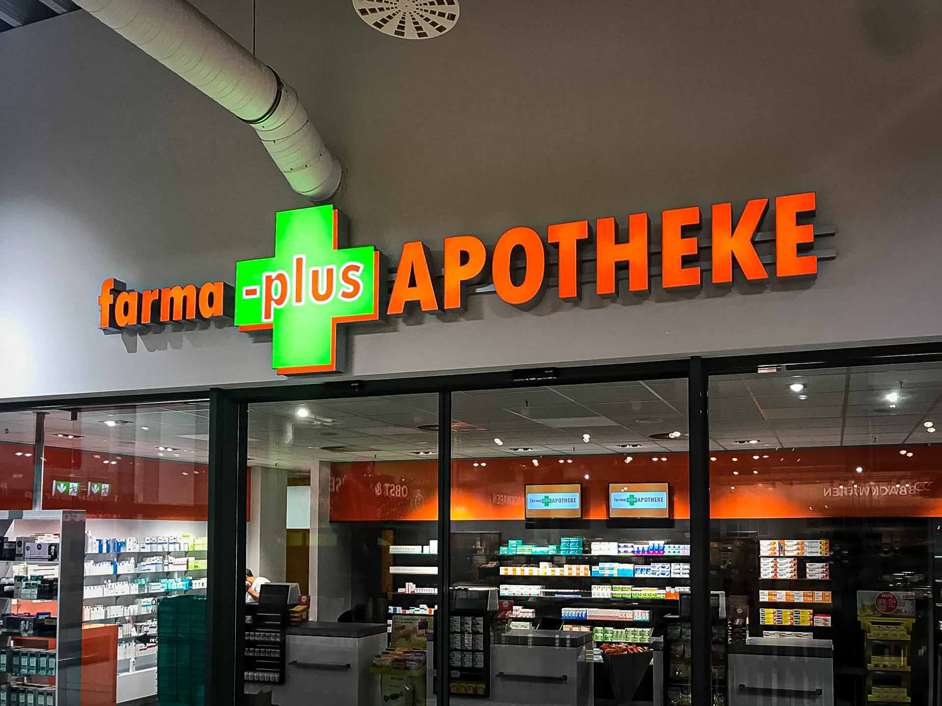 Sirius Werbetechnik Singen Apotheken Farma Plus Apotheke