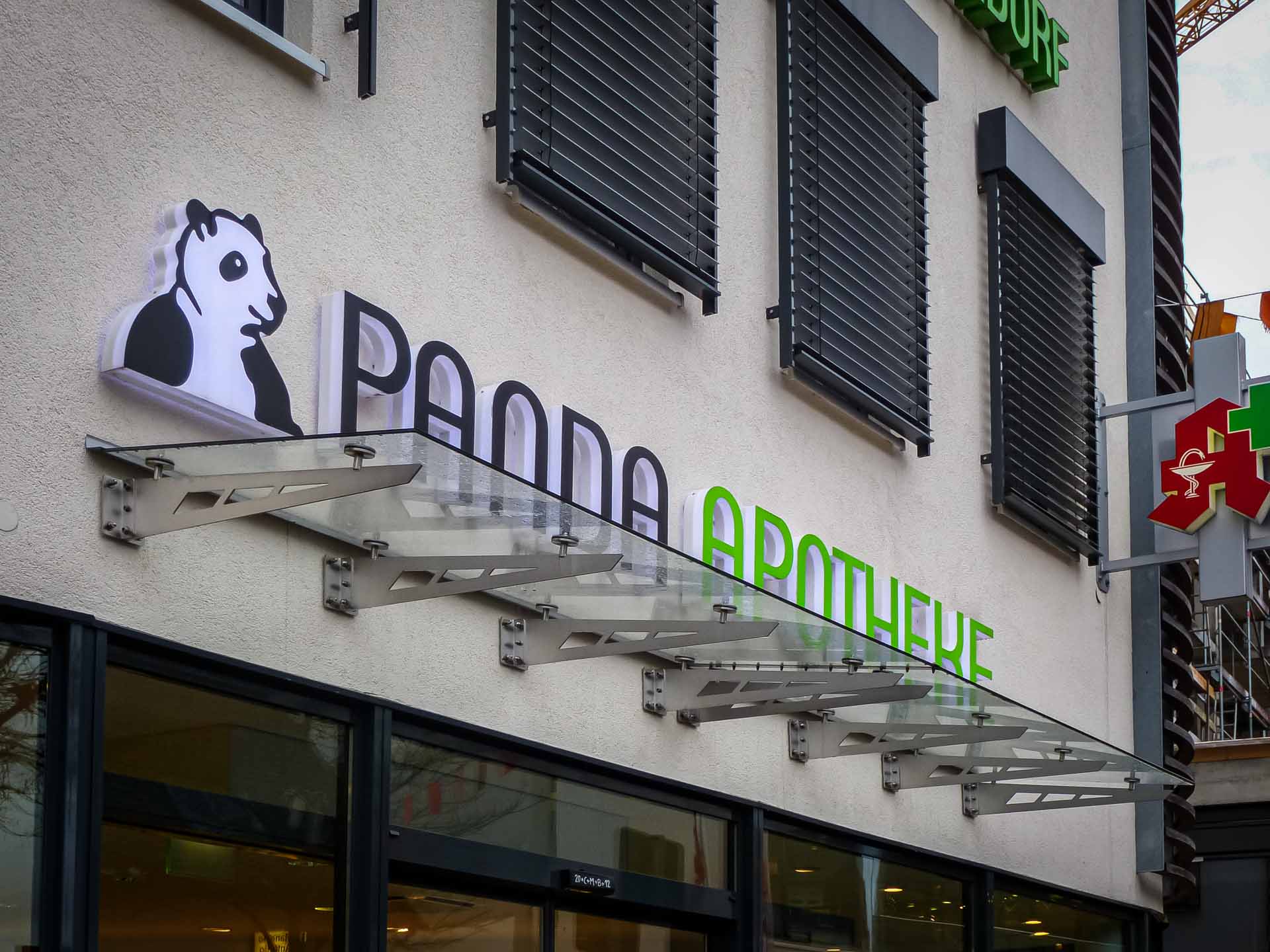 Sirius Werbetechnik Singen Apotheken Panda Apotheke