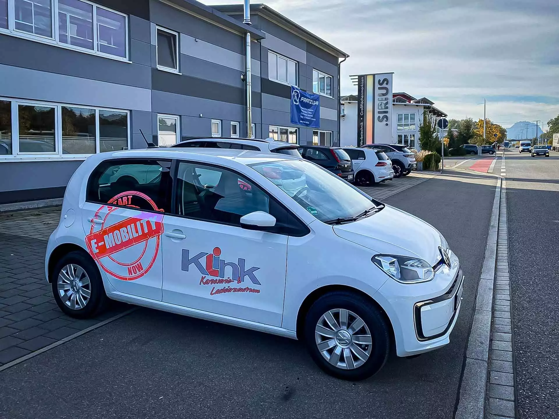 Sirius Werbetechnik Singen Fahrzeugbeschriftung 05156671 55aa 47bb B16e 93d9af30db46 Sirius Werbetechnik Singen Fahrzeugbeschriftung 05156671 55aa 47bb B16e 93d9af30db46
